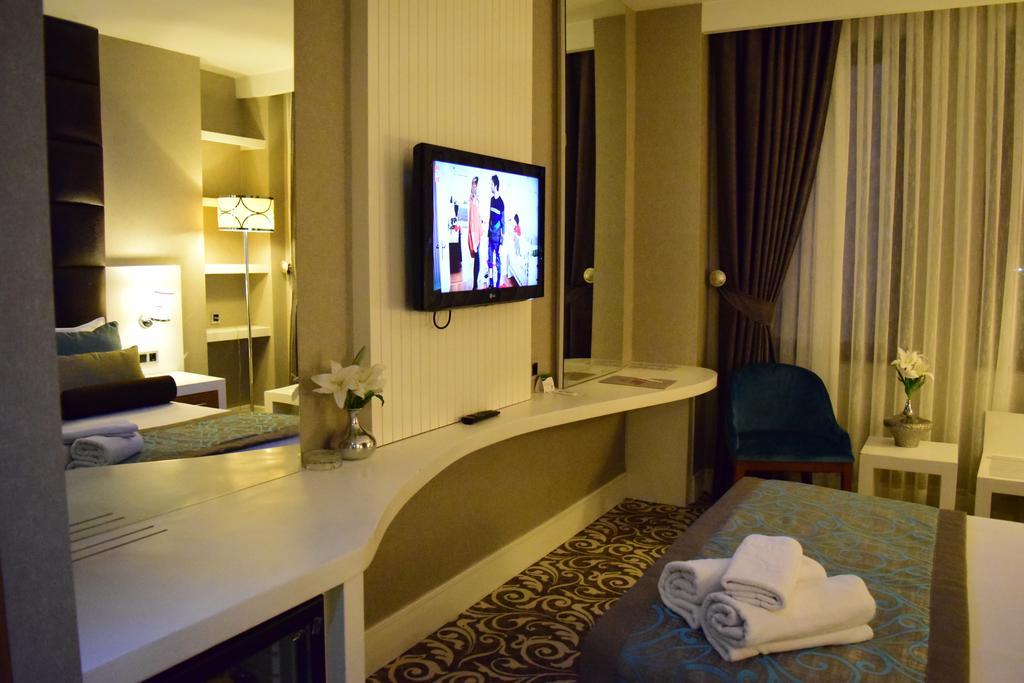 Taksim Line Hotel Istanbul Bagian luar foto